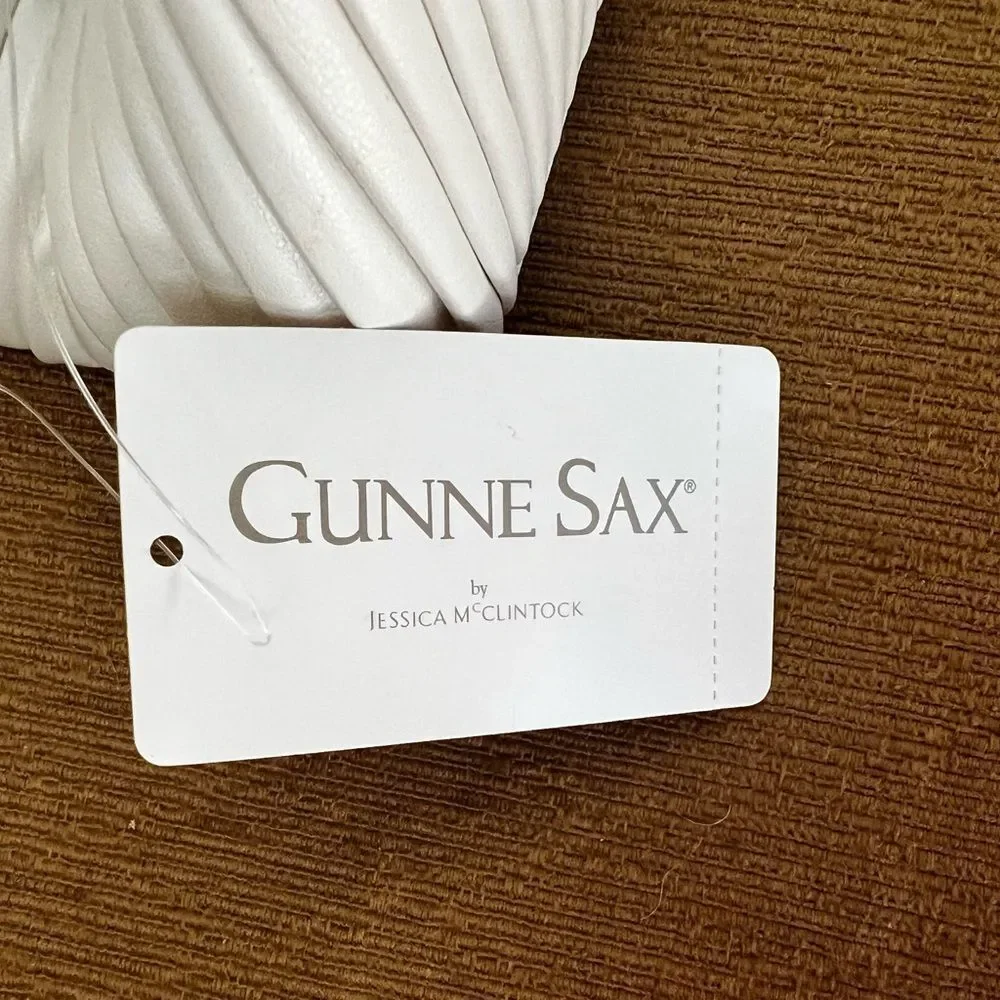 Jessica Mcclintock For Gunne Sax this listing
